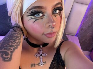 cam girl playing with dildo KylieBaker
