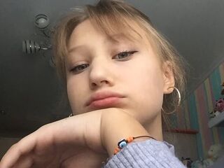 girl chatroom LakeeshaBrimmer