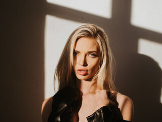 girl cam nude LanaSharapova