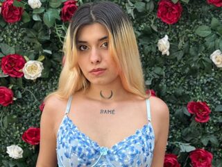 girl webcam sex LannaHooter