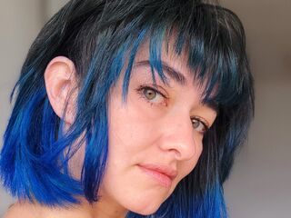 naughty cam girl fingering pussy LauraCastel