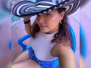 naked webcamgirl video LauraPhol