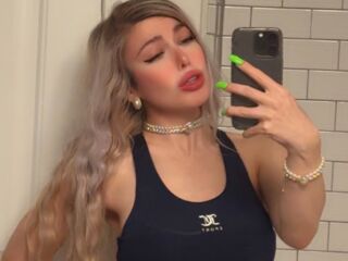 cam girl camsex LauraTate