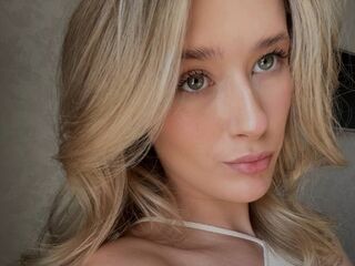 nude webcamgirl LeonorRupert