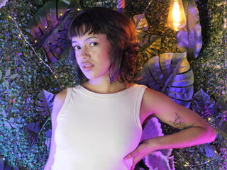 camgirl showing tits LiaFlora
