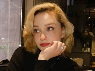webcampicture LilithYongi