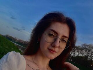cam girl playing with sextoy LillyMonroee