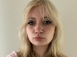 naked webcam girl video LoisBrindamour