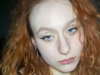 closeup webcam LoiseLevitan