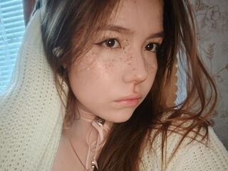 girl chat room LouannMuench