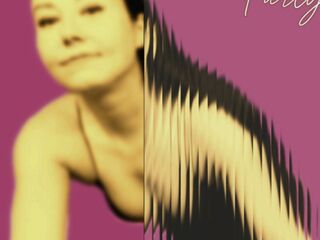 girl sex cam LucyLevatto