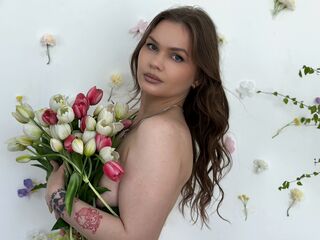 masturbating cam girl LunaVales