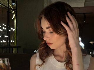 sexy camgirl live LuxeLina