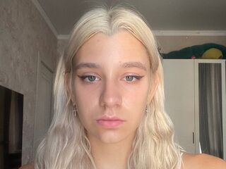 cam slut chat room LynelleDome