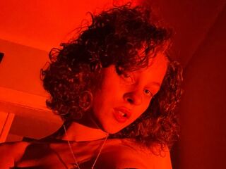 hot strip tease web cam MaggieBrovn