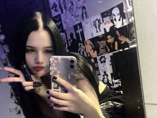 naked camgirl picture MaishaHanawalt