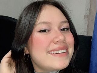 camwhore shaved pussy MarianSand