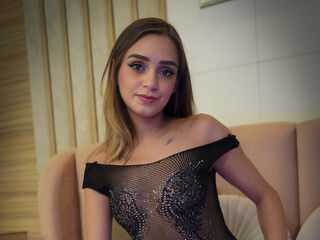 sexy webcamgirl MarraBloom