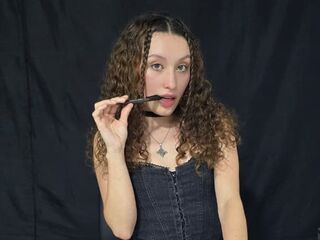 hot cam play MarthiAdams
