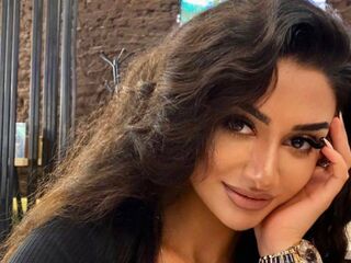 closeup webcam MayaDastrup