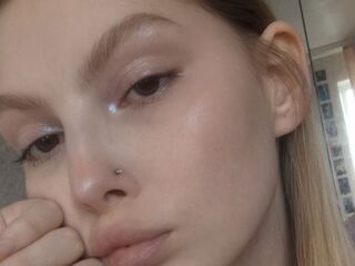 chatroom webcam photo MilanaMyst