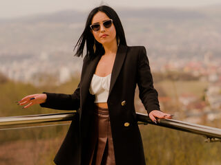 girl camsex MiraJenson