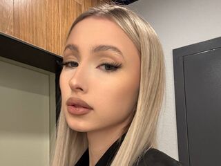 hot web cam show MyongDegado