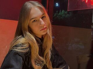 cam chat NellMocarski