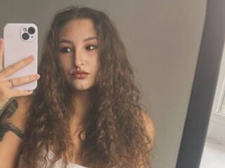 extrreme webcam picture NicholMikrot