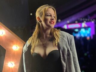 naked cam chatroom NicoleAdaams