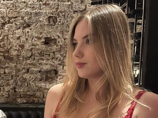 adult webcam PinkDDLuna