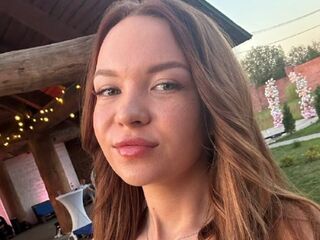 cam girl fingering SadeBergum