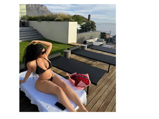 girl webcam SarraJames