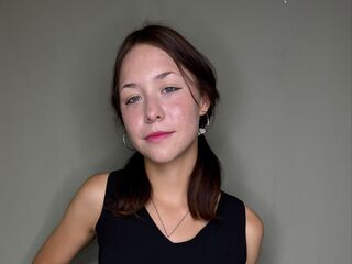 camgirl fingering shaved pussy SeeMule