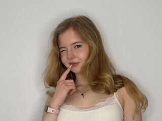 erotic cam video SheridanHourani