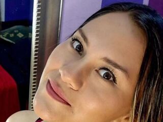 camwhore spreading pussy SilvanaArdiente