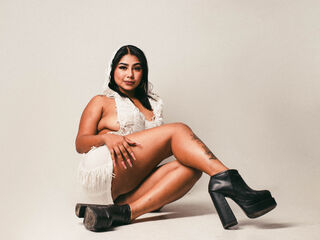 fingering camslut SophiaWindsor