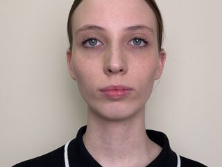 nude webcam TenishaSherfey