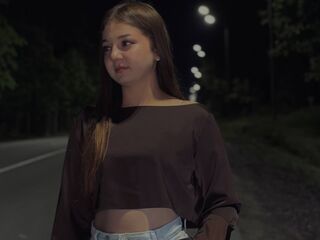 jasmin nude chatroom TommyeRoyea
