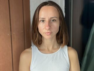 cam girl showing tits TonjaZucco