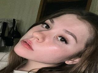 voyeur cam UshaNakama