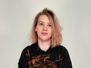 camslut video WillaBurrington