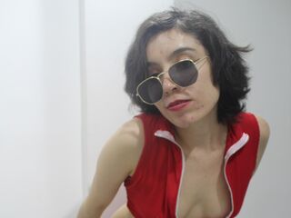 porn cam YurikoMia