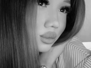 camwhore masturbating with sextoy ZellaRessler