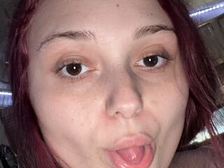 naked girl with webcam masturbating with vibrator aaxys